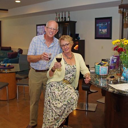 קלונה Cheers B&B מראה חיצוני תמונה